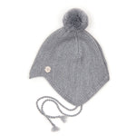 "Babie" hat in light gray with fakefur pompom